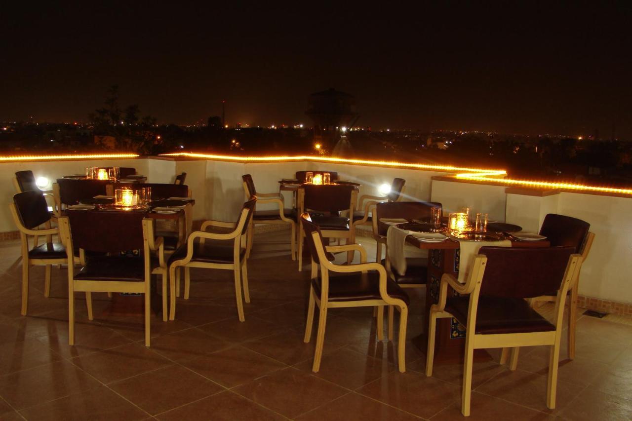 Aurum Boutique Hotel Jaipur Ngoại thất bức ảnh